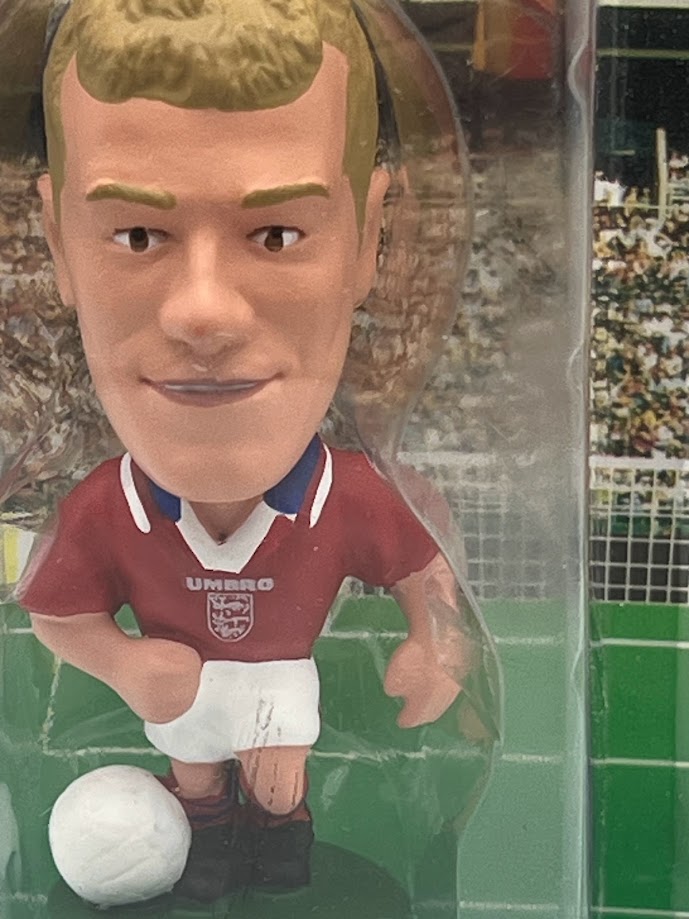 Alan Shearer - Corinthian Football Figure - England - E04 / WOR001 - Collectible - World Stars 98