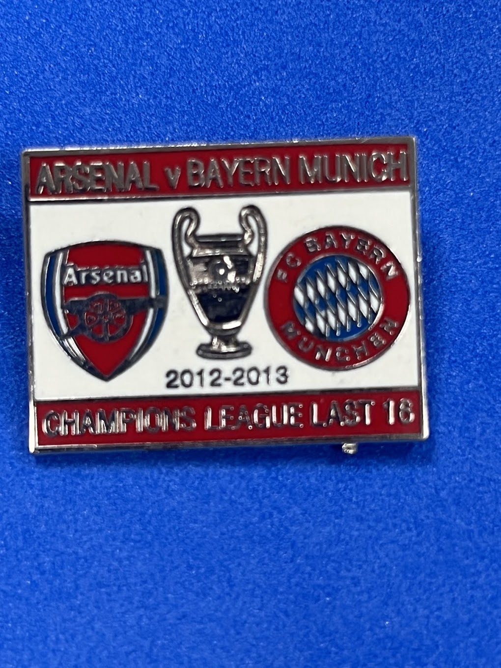 Arsenal vs Bayern Munich - Champions League Last 16 2012-2013 - Pin Badge