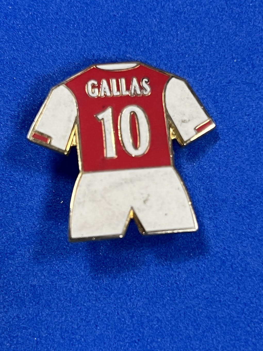 William Gallas #10 Arsenal Kit - Pin Badge