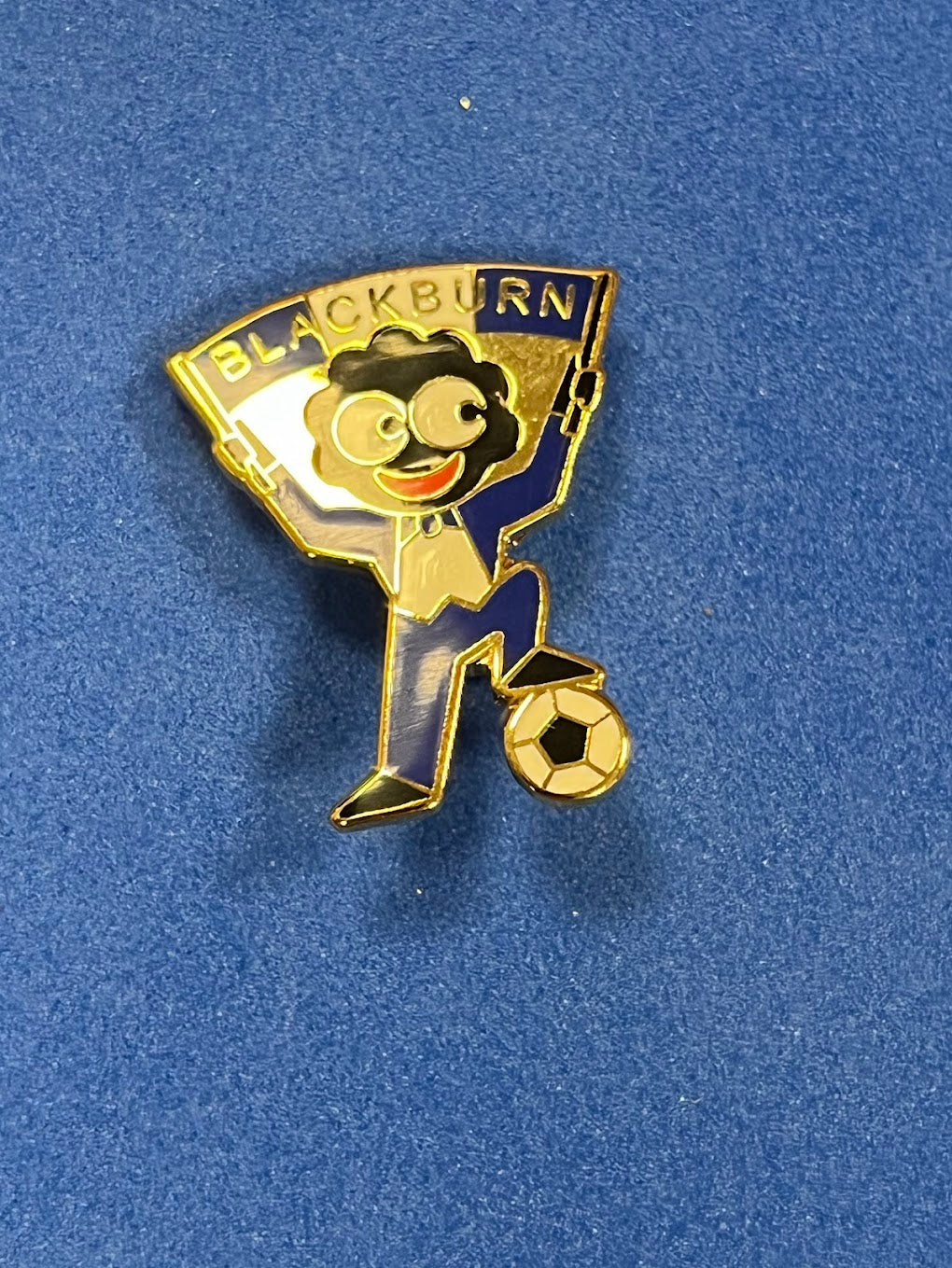 Blackburn Rovers Scarf - Pin Badge