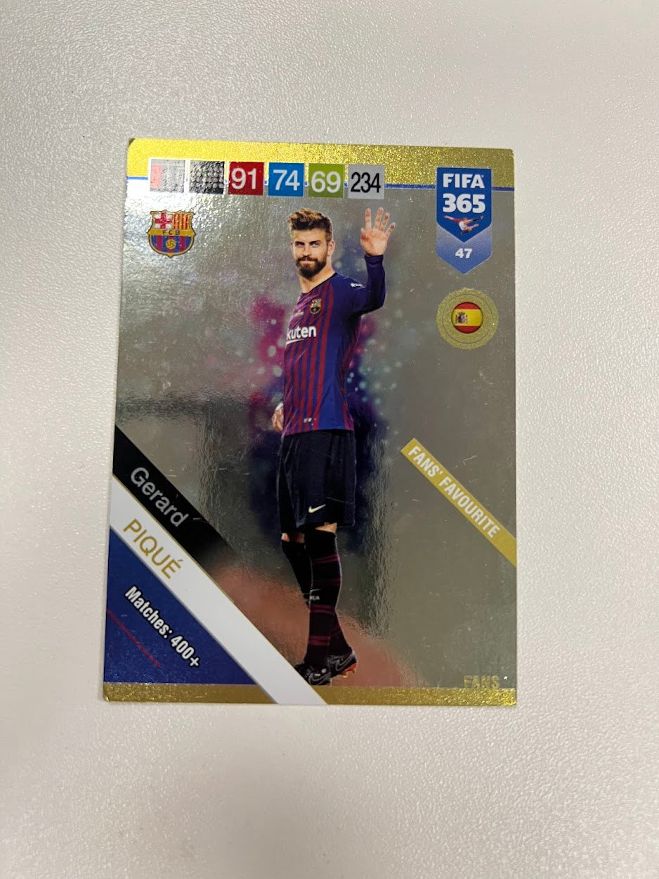 Gerard Pique Barcelona Foil/Shiny - Panini Adrenalyn FIFA 365 - Football Cards