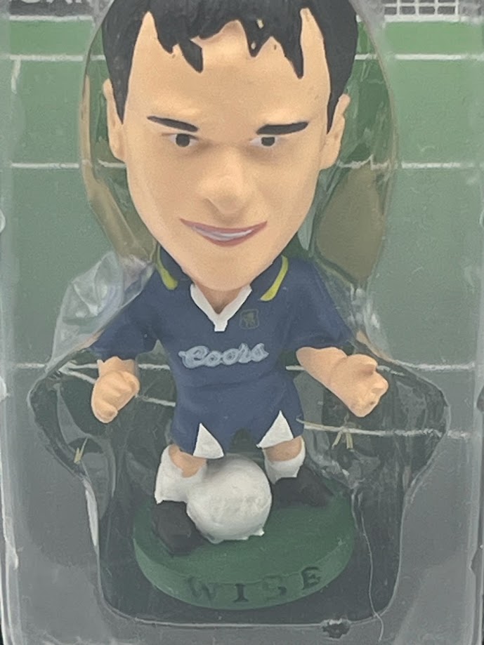 Dennis Wise - Corinthian Football Figure - Chelsea - PL09 - Collectible