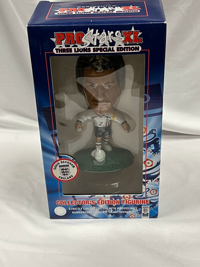 David Beckham - XL Corinthian ProStars Football Figure - Three Lions Special Edition - England - XL022