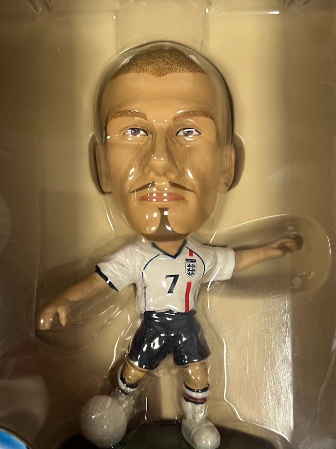 David Beckham - XL Corinthian ProStars Football Figure - Three Lions Special Edition - England - XL019