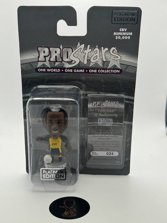 Michael Thomas - Corinthian Football Figure - Arsenal Away - ProStars World Club Legends Platinum - PP1544 / PRO1544