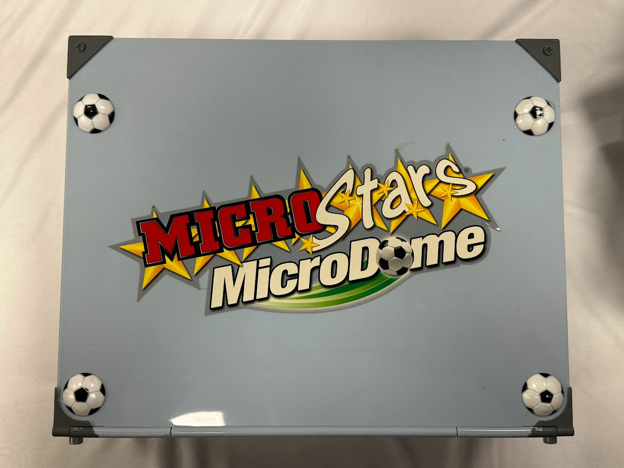 Corinthian MicroStars Microdome - Boxed - Football Game - Managers Edition - 11 Exclusive Gold Base Figures