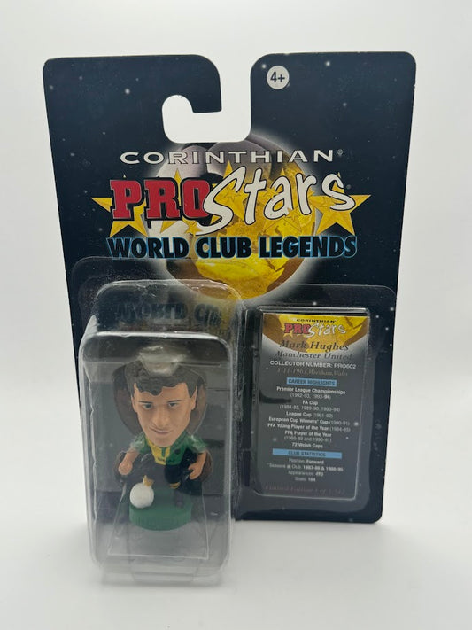 Mark Hughes - Corinthian Football Figure - Manchester United - Away Kit - ProStars World Club Legends - PRO602