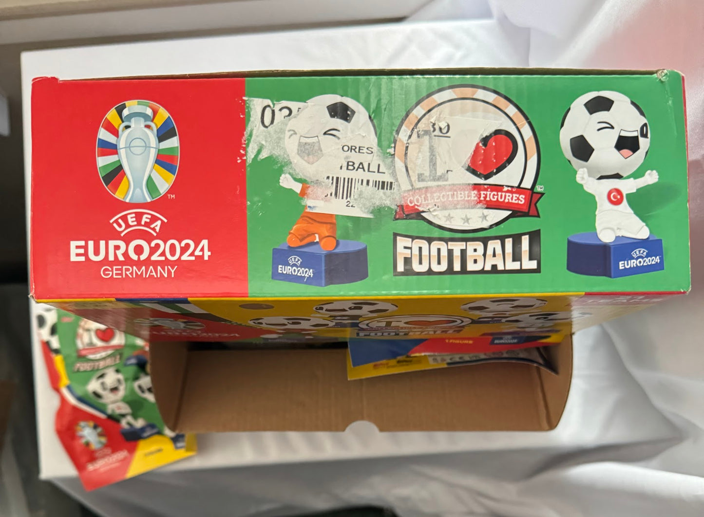 EURO2024 I Love Football Collectible Figures - Display Box and 16x unopened sachets