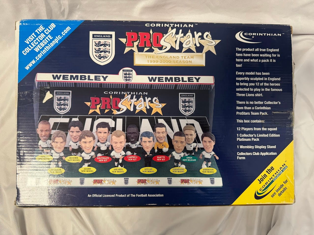 England Team 1999 - 2000 + Rio Ferdinand Platinum Pack - Corinthian ProStars