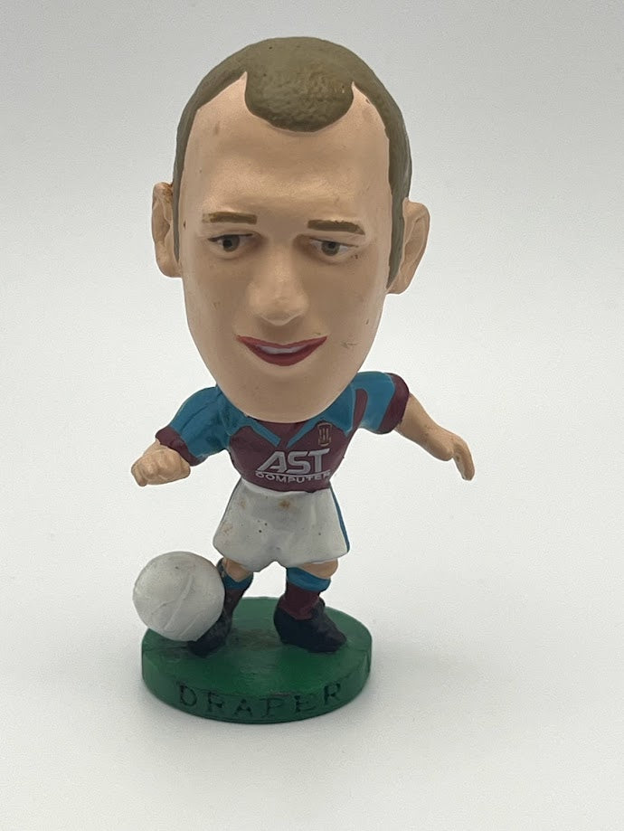 Mark Draper - Aston Villa Corinthian Headliner Figure Loose PL203