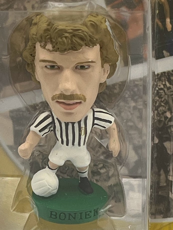 Zbigniew Boniek Corinthian Football Figure - Juventus - PRO940 - 70s & 80s Legends - Collectible