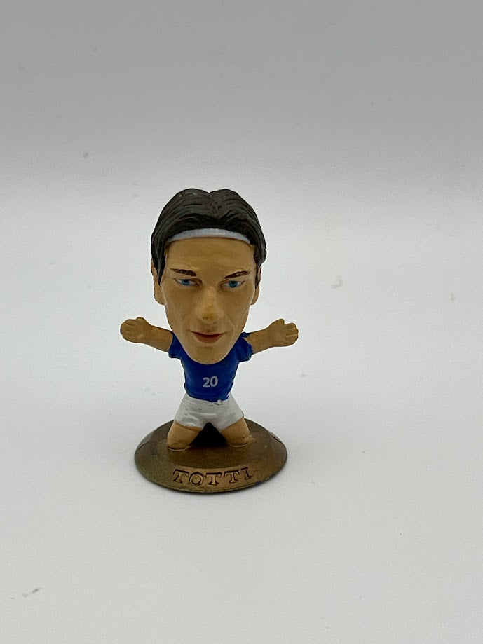 Francesco Totti - Italy - Loose Corinthian Figure - MicroStars - Gold Base - MC599