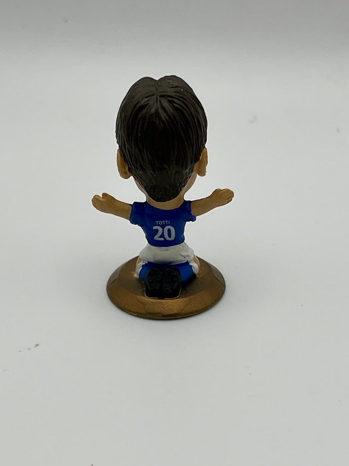 Francesco Totti - Italy - Loose Corinthian Figure - MicroStars - Gold Base - MC599