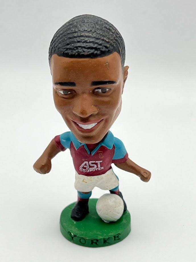 Dwight Yorke - Aston Villa Corinthian Headliner Figure Loose PL43