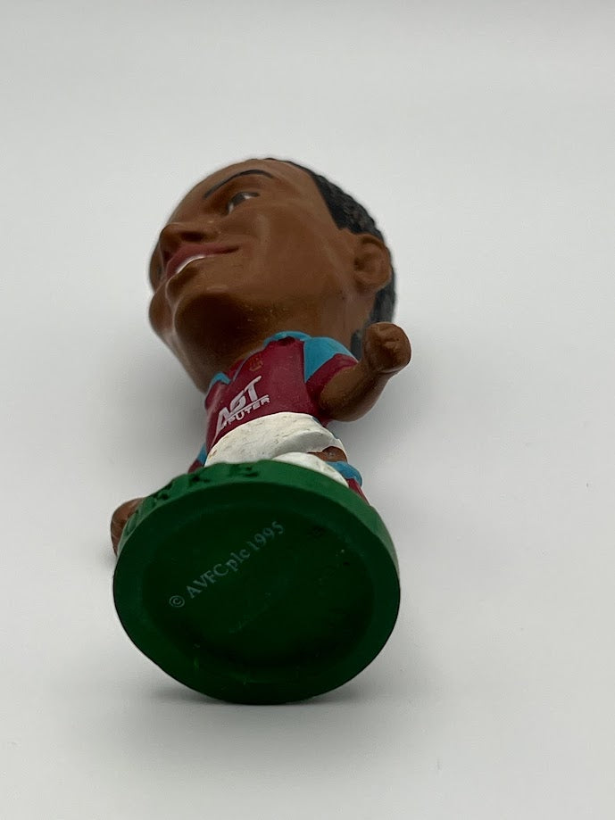 Dwight Yorke - Aston Villa Corinthian Headliner Figure Loose PL43