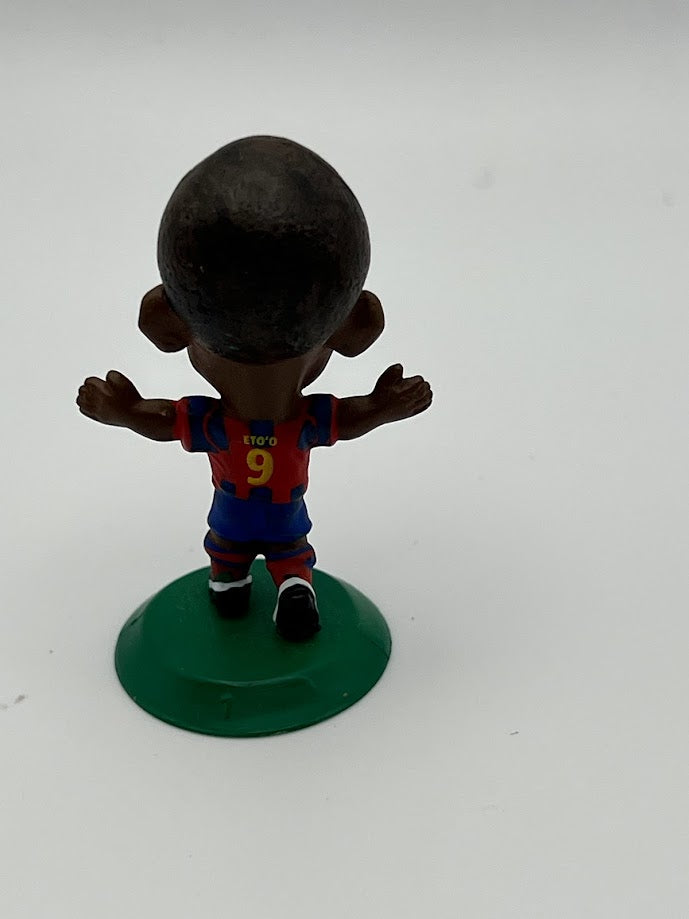 Samuel Eto'o - Barcelona - Loose Corinthian Figure - MicroStars - Green Base - MC3413