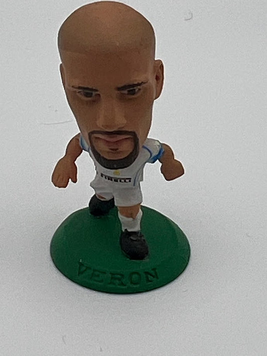 Juan Sebastián Verón - Inter Milan Away - Loose Corinthian Figure - MicroStars - Green Base - MC3625